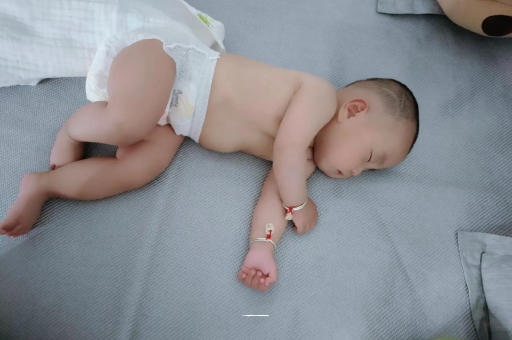 泸州宝宝口水多怎么回事
